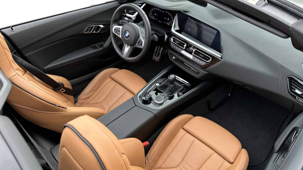 BMW Z4 2025 Interior