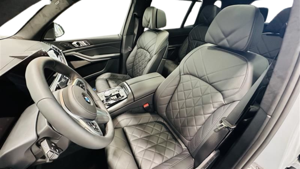 BMW x7 2025 Interior