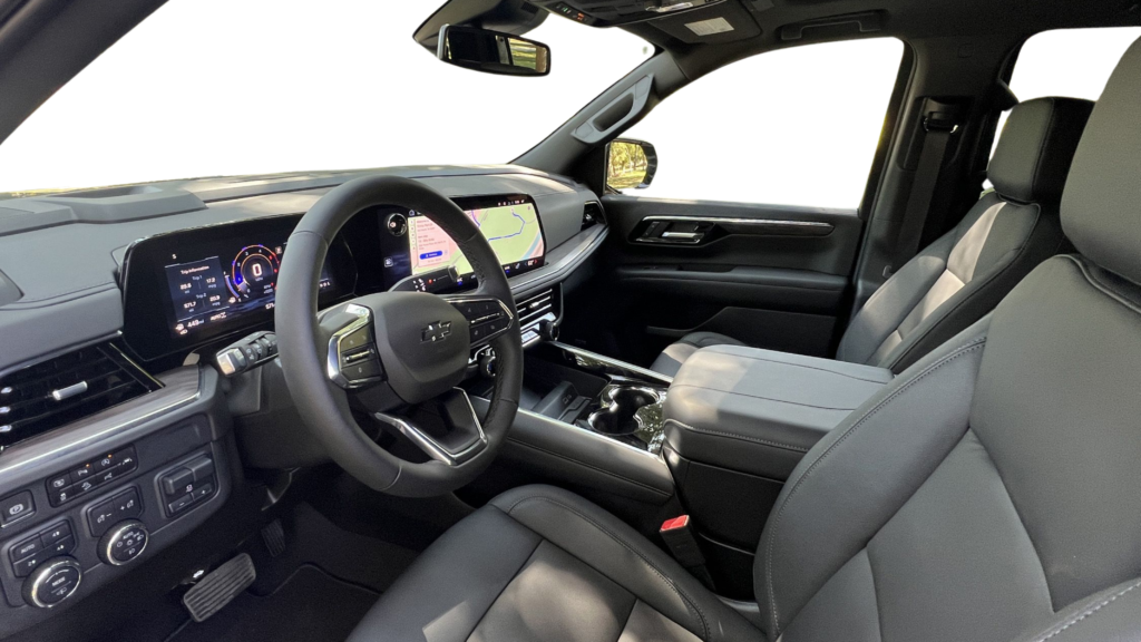 Chevrolet Suburban 2025 Interior